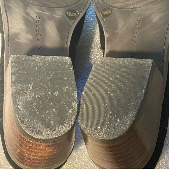 Lucky Brand Womans LP Folley Booties Size 7.5 38 Black Suede Leather Pull on - Picture 8 of 11